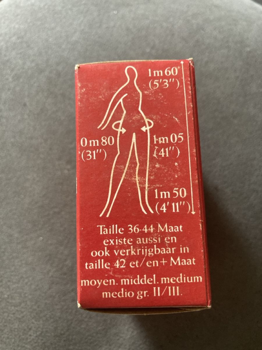 Calze & Collant: Bic Strumpfose Sammeln Selten Marine – Nuovo e nell'imballaggio originale da Aarwangen venduto da to-hirschi 1