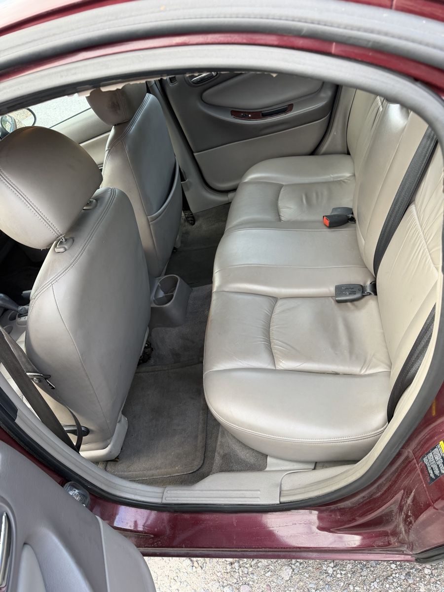 Chrysler Autos: Chrysler Sebring 2.7L Benzin Automatic – D'occasion à Mollis par BSL10 7