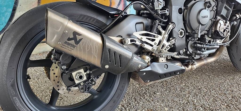 Yamaha Strada: Yamaha MT-10, exp du jour – Usato da Bulle venduto da Kriss24 9