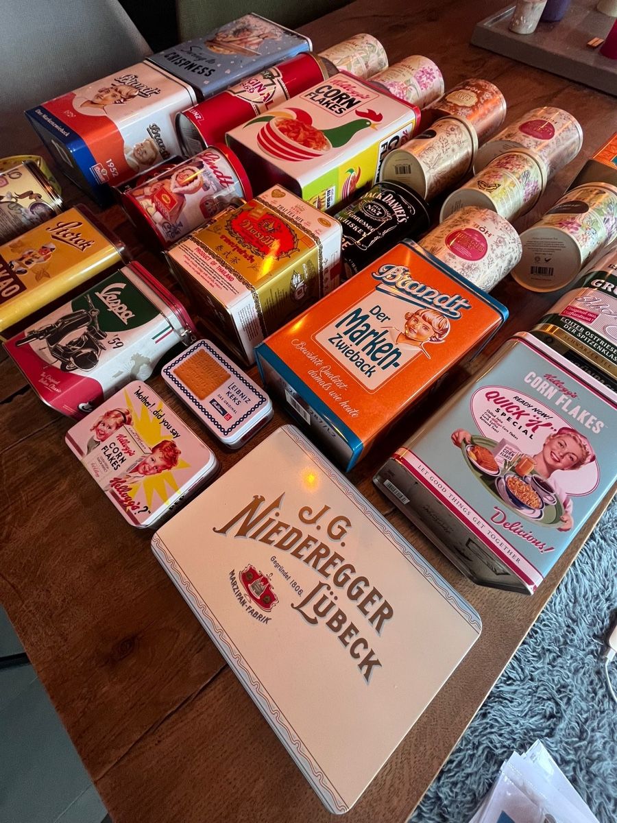 Alle Dekorationen: Vintage Blechdosen Sammlung, 28 Stk. – Gebraucht aus Fruthwilen von car_5q9w 2