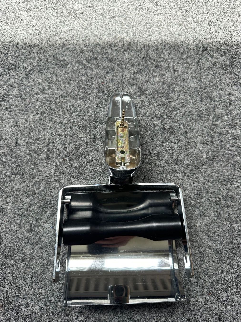 WC: WC Papier Rollenhalter – D'occasion à Stallikon par Rsiri 3