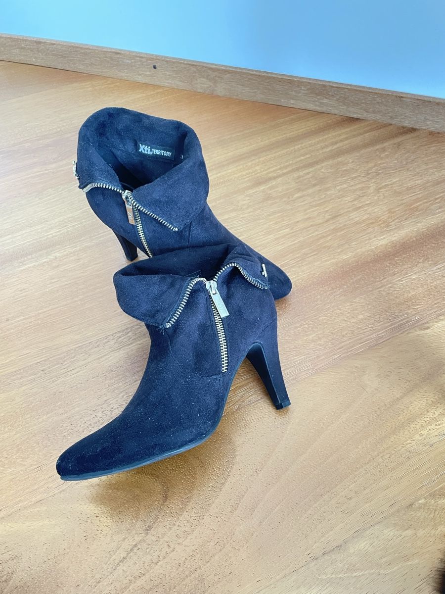 Scarpe da donna: Stiefeletten  – Usato da Ennetbürgen venduto da scriccolo