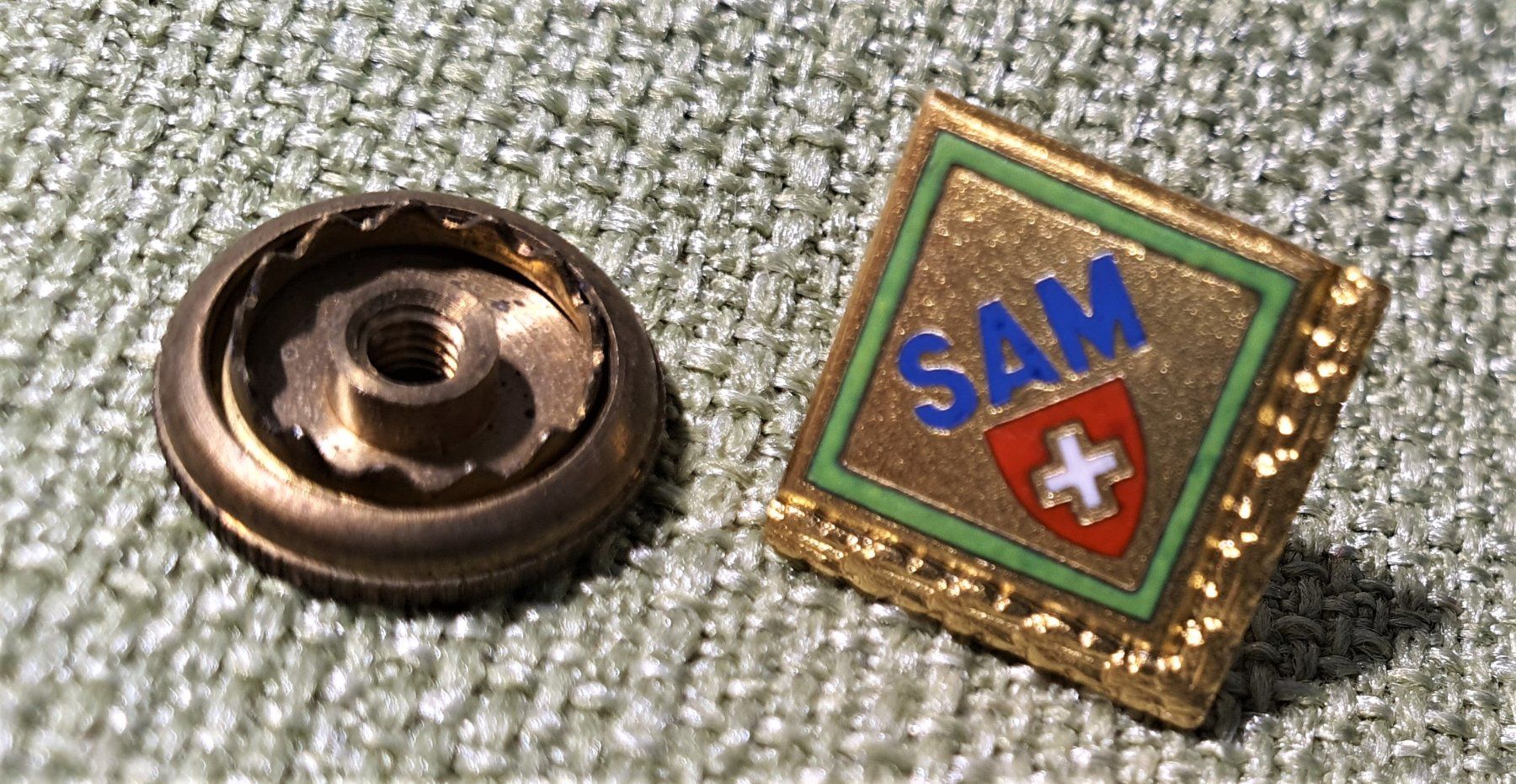 Placchette & Badge: N729 - SAM - Schweizerischer Auto & Motorradfahrer Verband – Usato da Reinach BL venduto da Boston-Verkauf 1