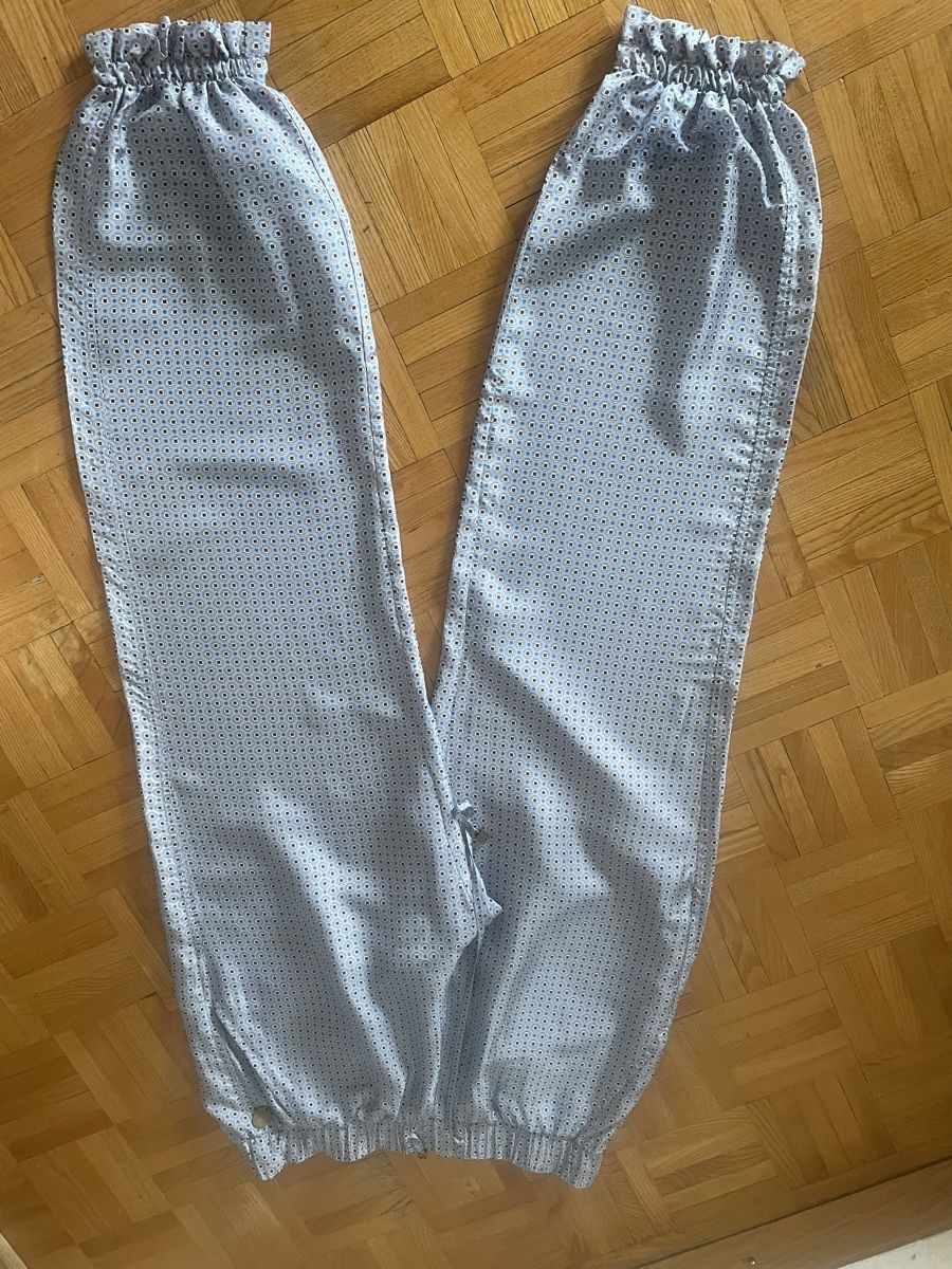 Napapijri Hosen: NAPAPIJRI Damen Hose gr S – Gebraucht aus Gutenswil von Bregenzer8610