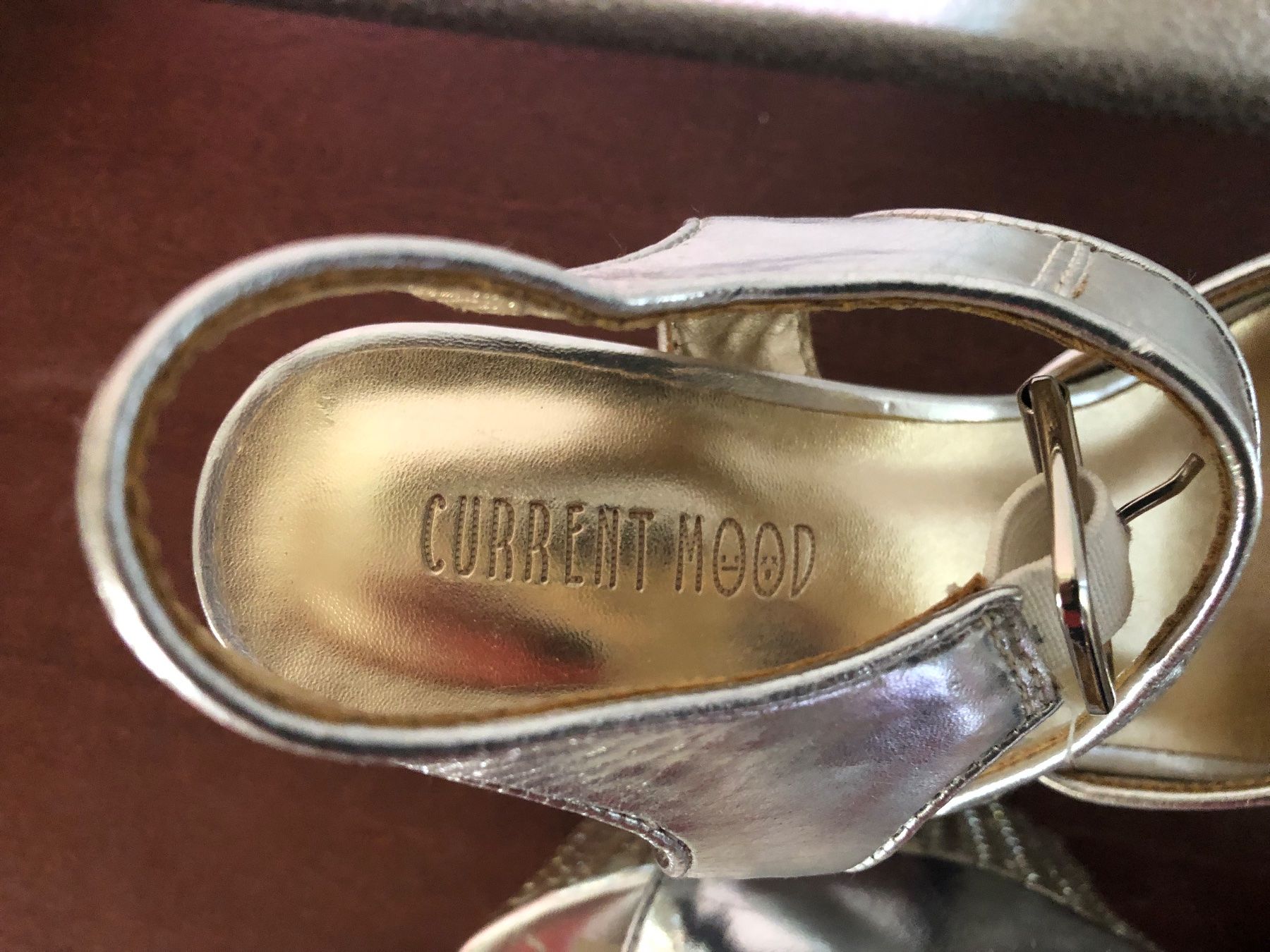 Scarpe da uomo: Plateau Sandalette mit Strass – Nuovo (secondo la descrizione) da Egg b. Zürich venduto da Nyborg_33 4