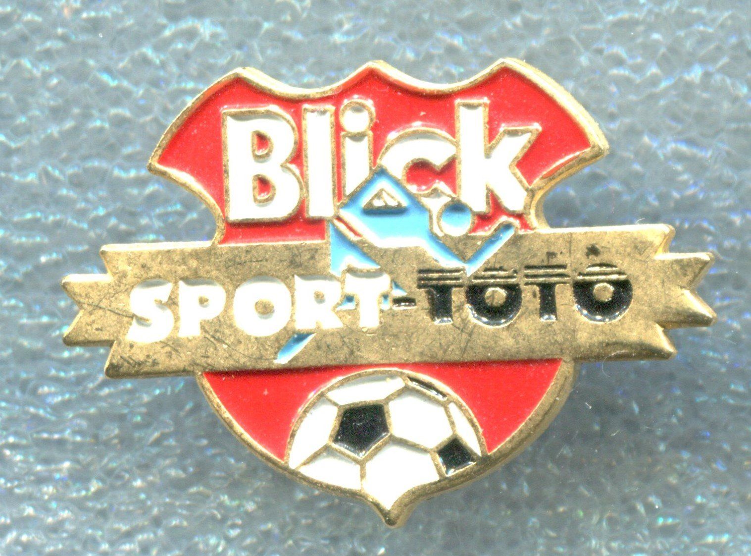 Plaketten & Abzeichen: BLICK  SPORT TOTO – Gebraucht aus Winterthur von Sammleroase