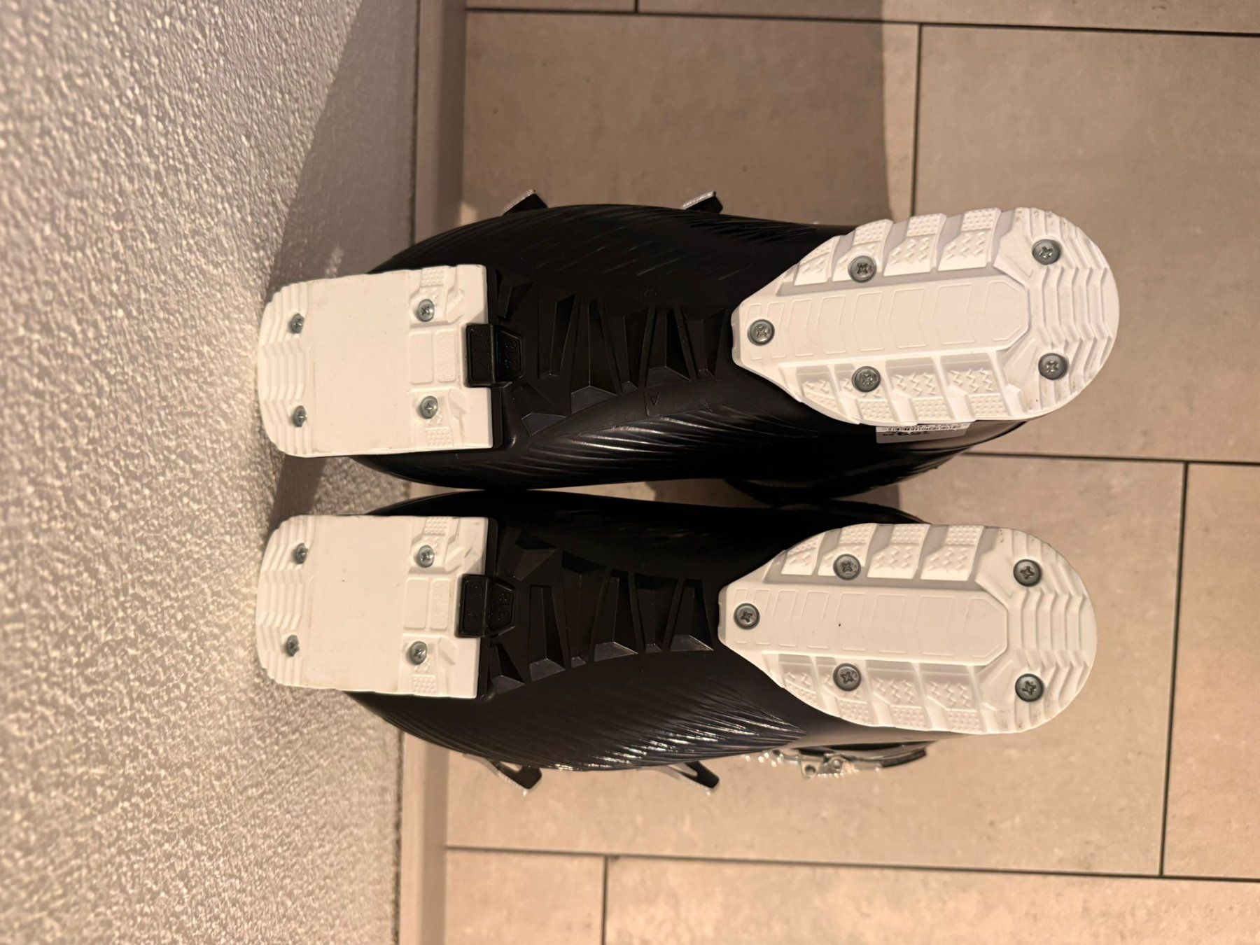 Scarpe da uomo: Skischuhe Dalbello neu Gr. 27.5 – Nuovo e nell'imballaggio originale da Rotkreuz venduto da ABC_987 2