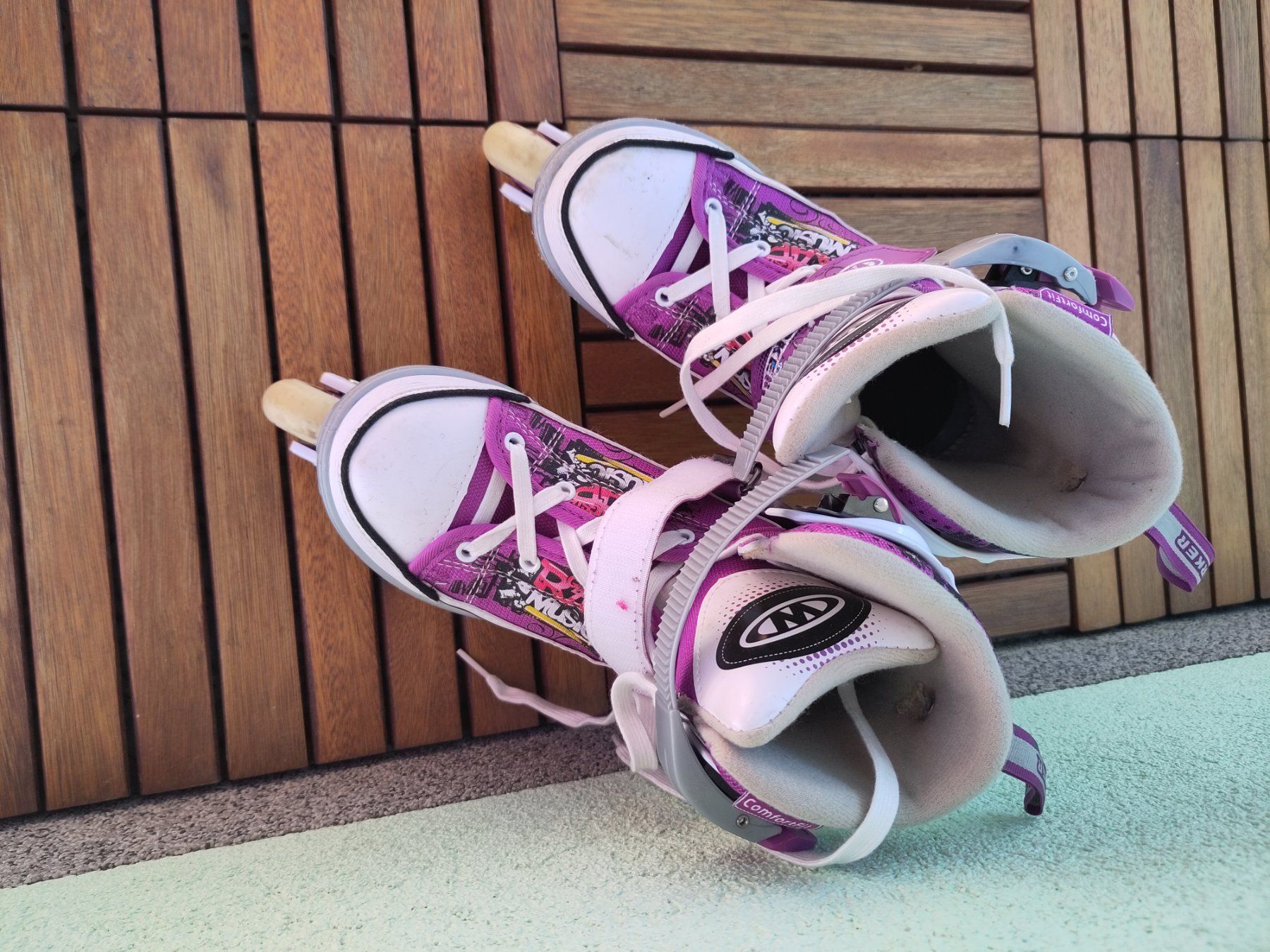 Pattini in linea & Pattini a rotelle: Rollschuhe + Schlitschuh 2 in 1 Gr. 33-36 – Usato da Fribourg venduto da monca 4