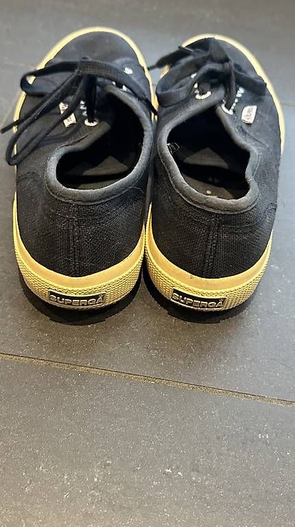 Scarpe da donna: Dunkelblaue Superga Schuhe Gr. 41 – Usato da Wetzikon ZH venduto da biancab1000 2