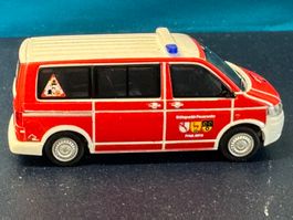 VW Volkswagen T5 Stützpunkt Feuerwehr Frick Rietze 1:87