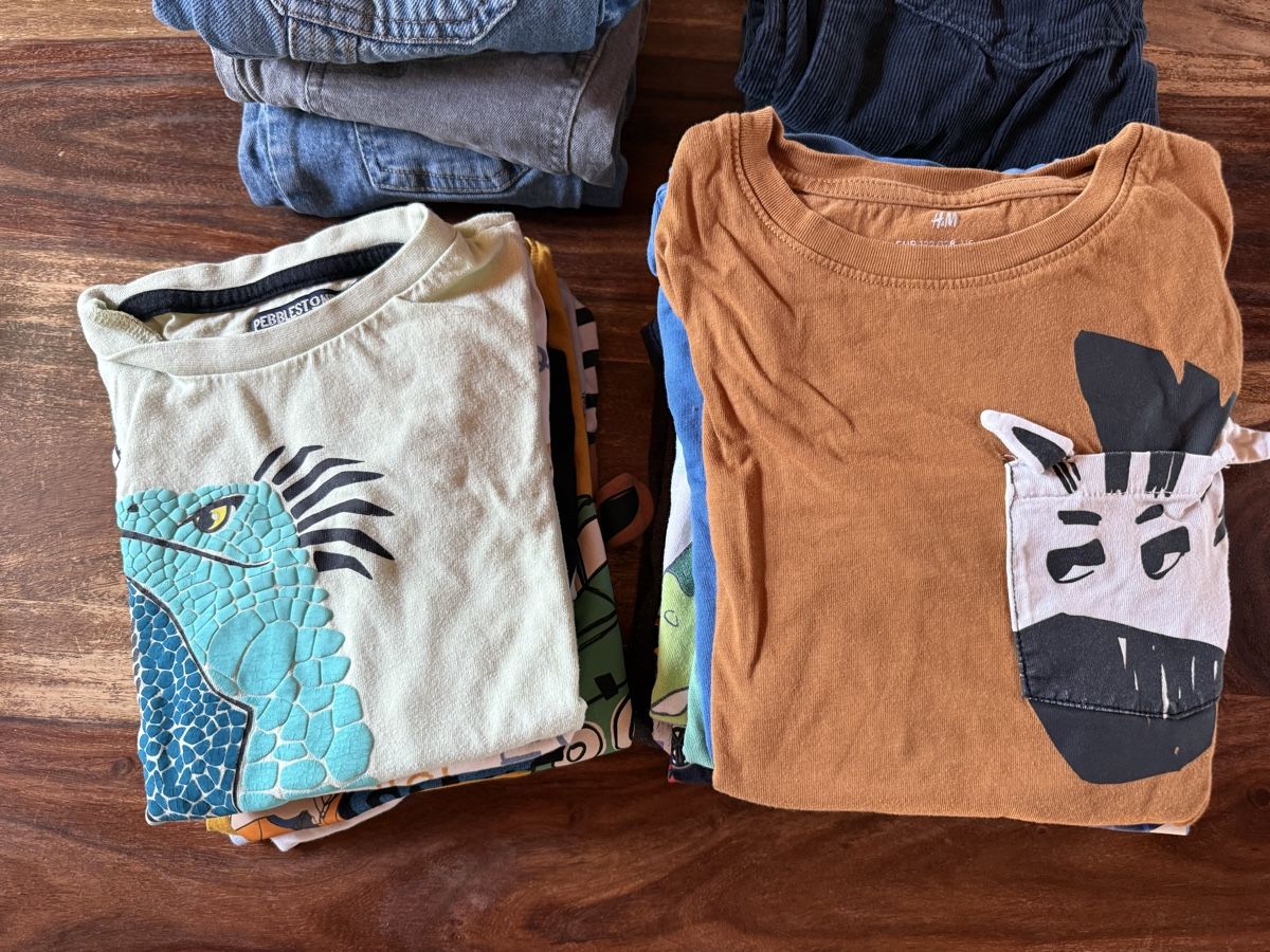 Kleiderpakete & -sets: Kleiderpaket Gr. 122/128 Jungen – Gebraucht aus Rothrist von Naomi01 2