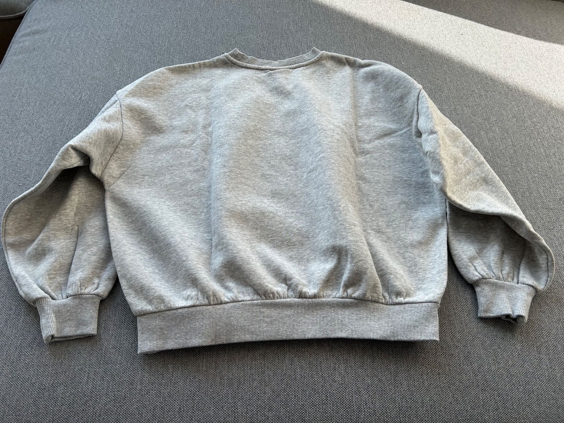 H&M Pullover & Sweatshirts: hellgrauer Micky Mouse Pullover, Gr. XS – Gebraucht aus Cham von milaur 1