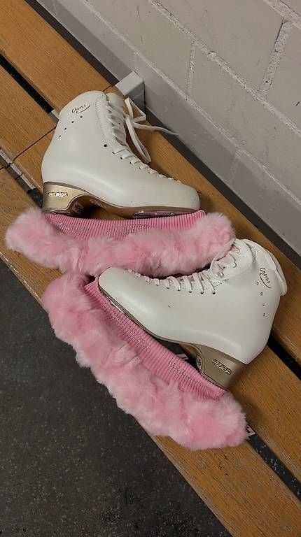 Edea Patins à glace: Edea Chorus/Gr.245 – D'occasion à Jonen par nad_yr68