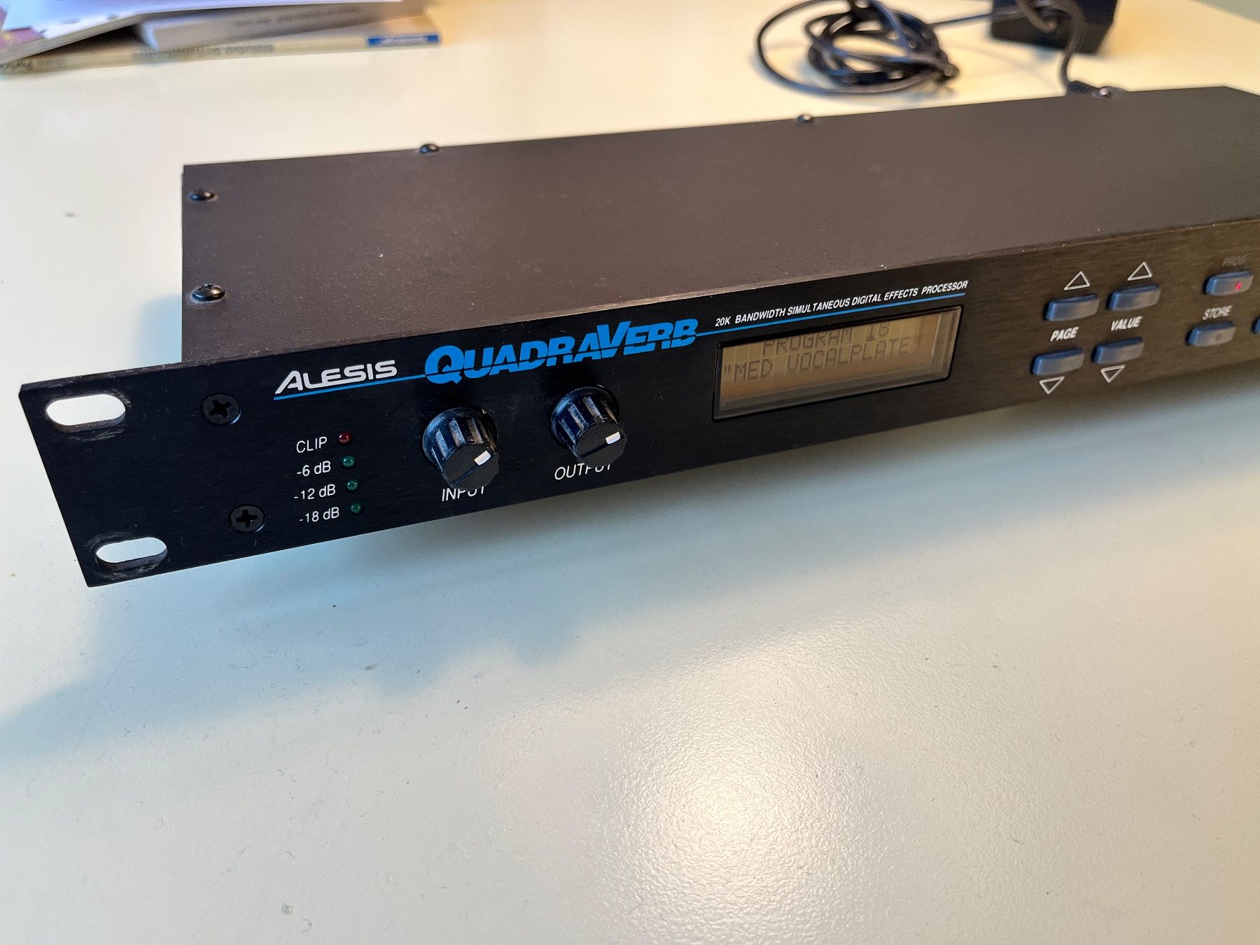 Musikinstrumente: ALESIS Quadraverb (Digital Effect Processor) – Gebraucht aus Bern von Manuel_111