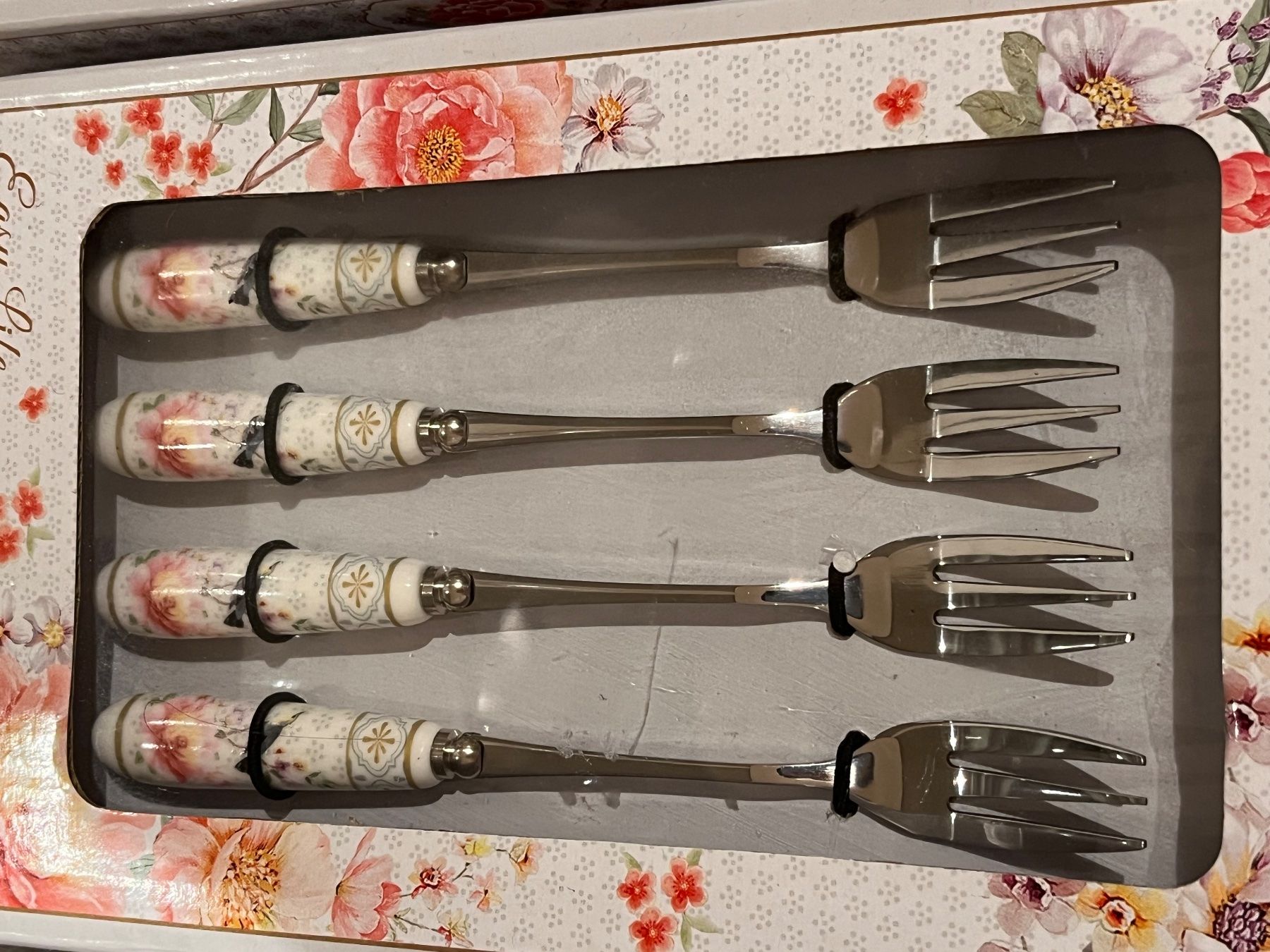 Bestecksets: Neu: Easy Life Tortenheber mit 8 Gabeln – Neu und originalverpackt aus Wollerau von bri_s9qv 4