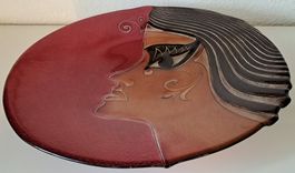 Grosse, handbemalte Designer Relief-Schale aus Frankreich