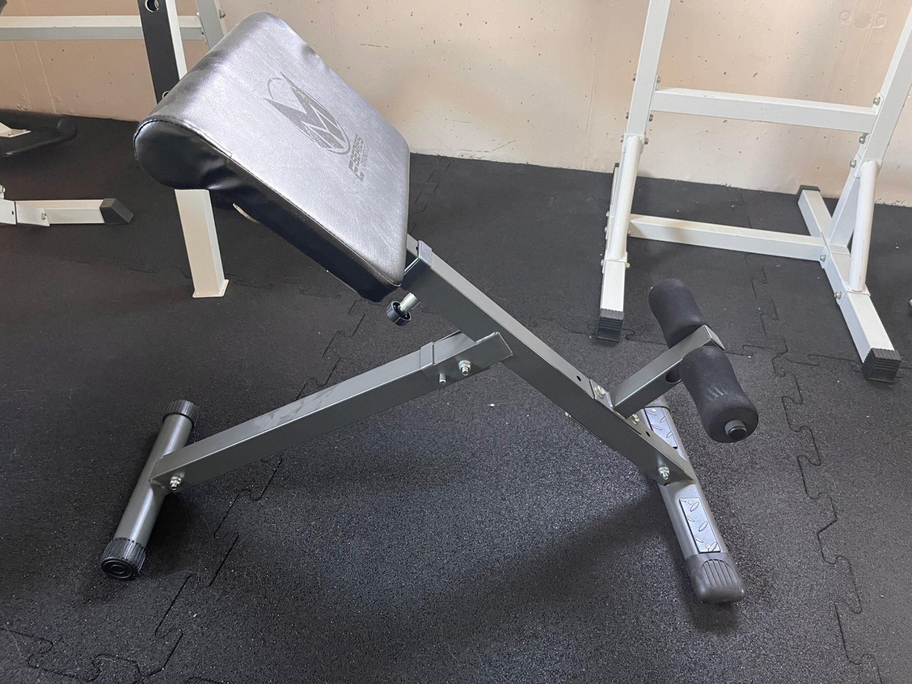 Hometrainer: Hyperextension Rückentrainer – Gebraucht aus Hallau von ber_t259