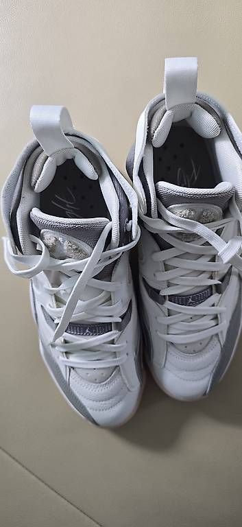 Herrenschuhe: Nike  – Neu und originalverpackt aus Zürich von joo_hrd5 2