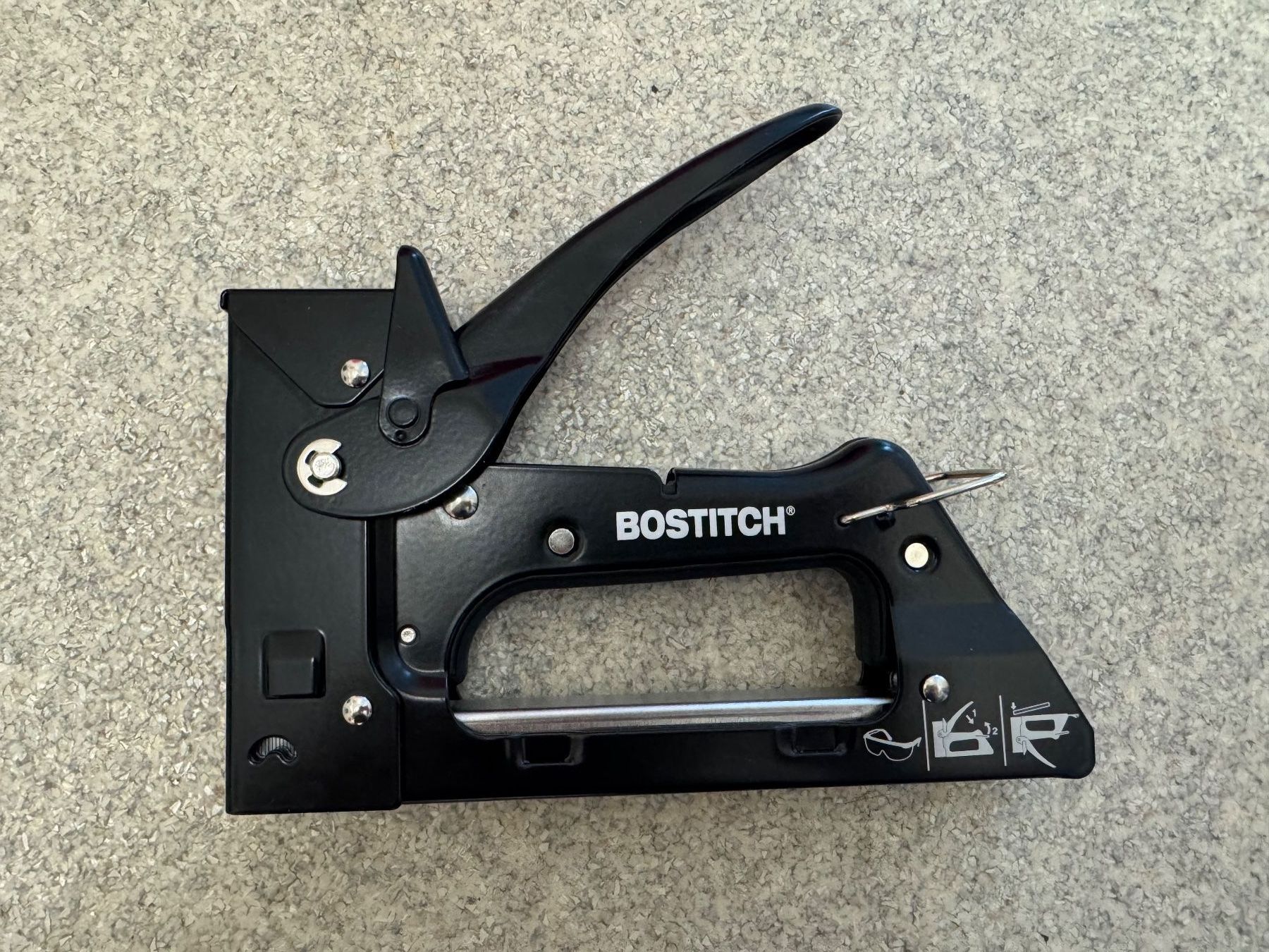 Bostitch Tutti gli attrezzi: Bostitch Heftpistole schwarz, neu – Nuovo (secondo la descrizione) da Oensingen venduto da sternchen011