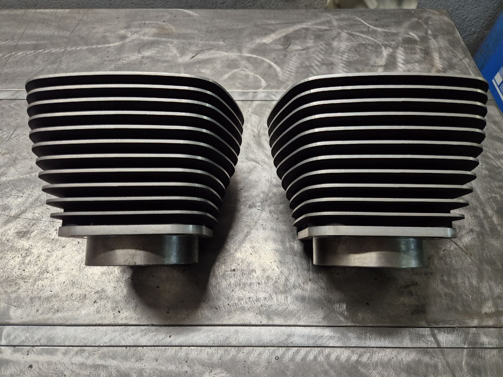 Harley-Davidson Alle Motorradersatzteile: Cylindres Harley-Davidson Twin Cam  – Gebraucht aus Le Locle von CHEGUA 1