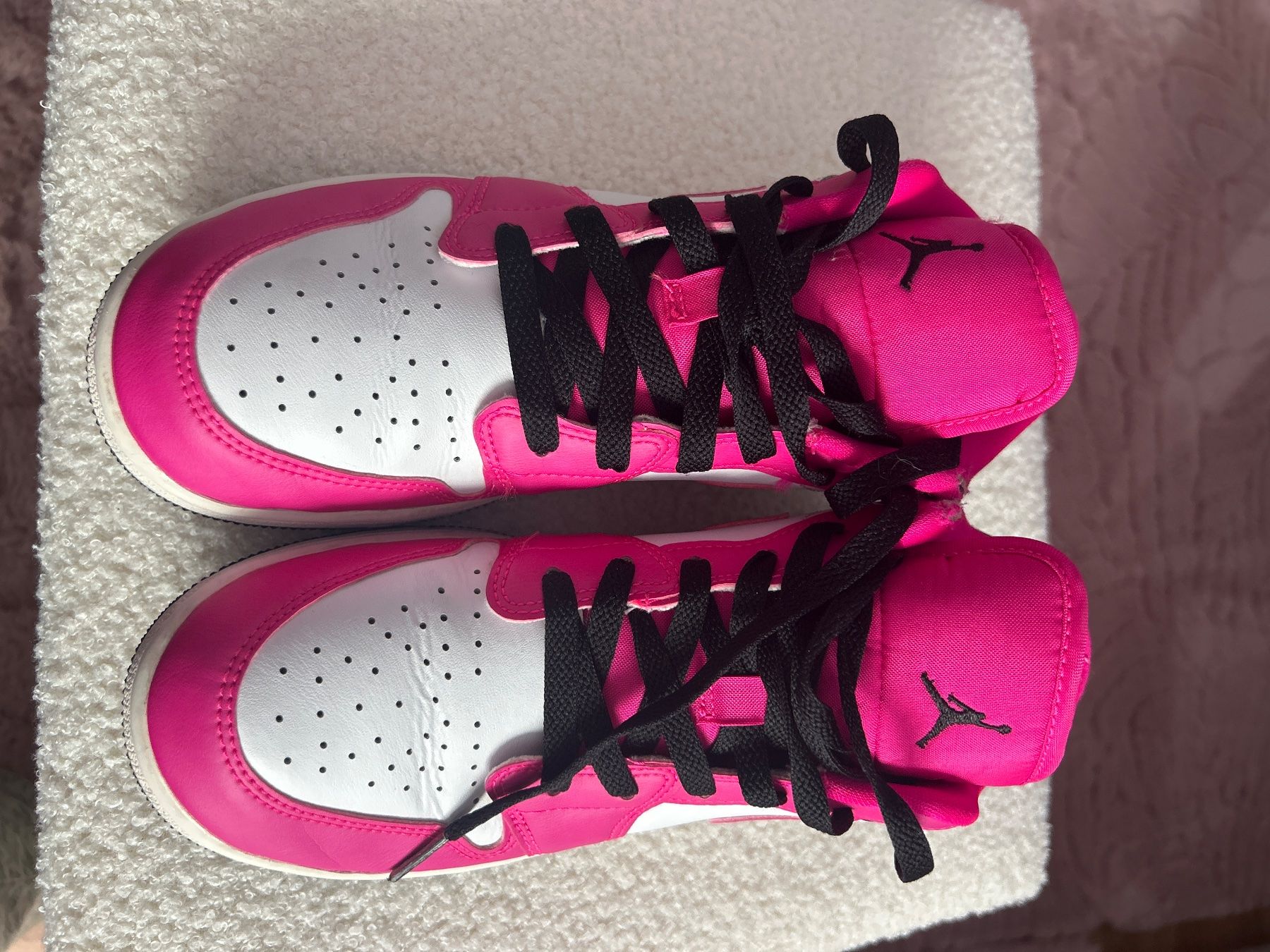Jordan Scarpe per ragazze: Jordan fille – Usato da Sierre venduto da art_wqf9 2