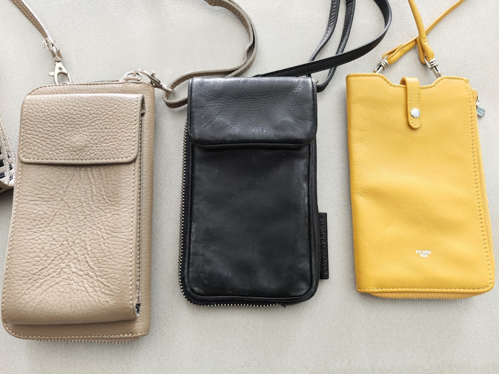 Taschen für Damen: Drei Handytaschen Leder – Gebraucht aus Windisch von this-and-that