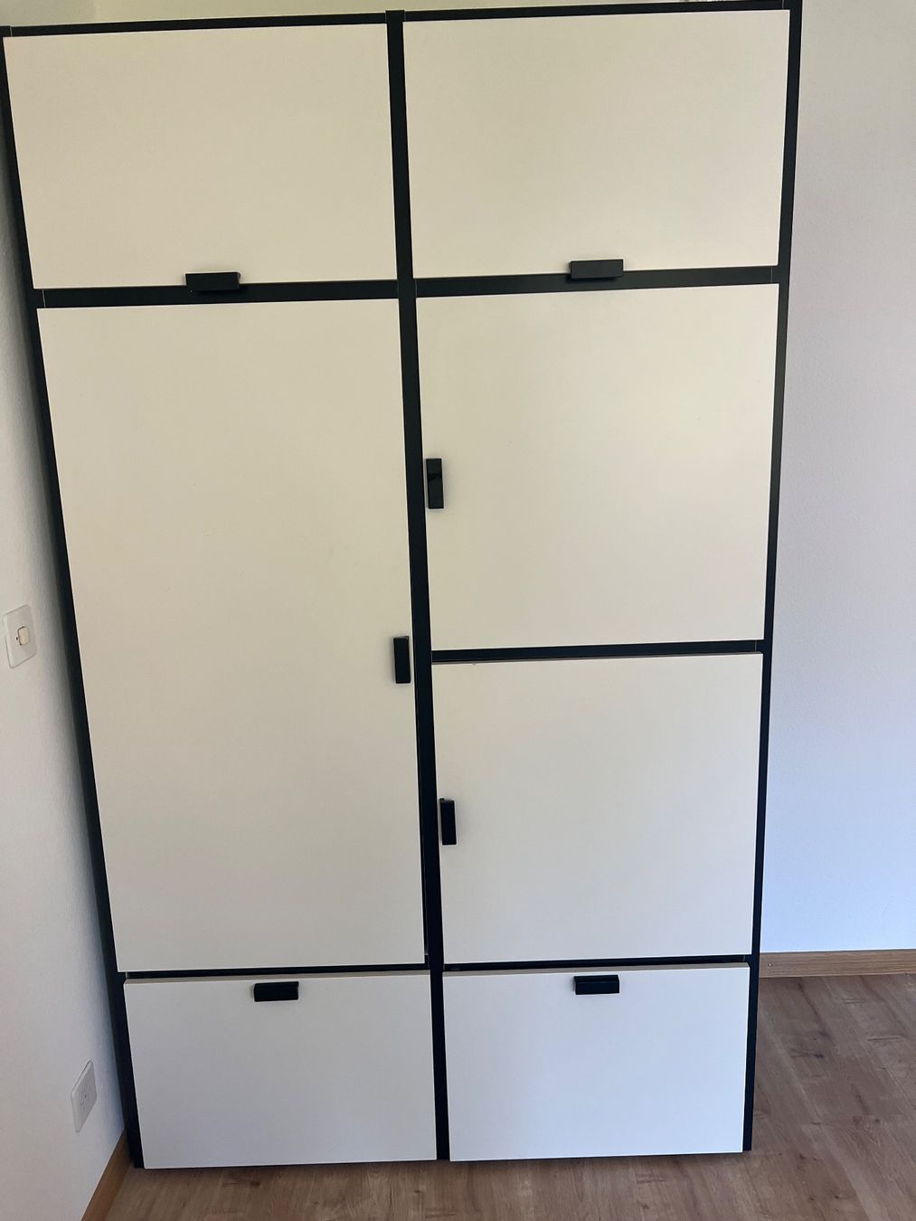 Ikea Armadi: Kleiderschrank Odda Ikea – Usato da Zürich venduto da sil_wp52 1