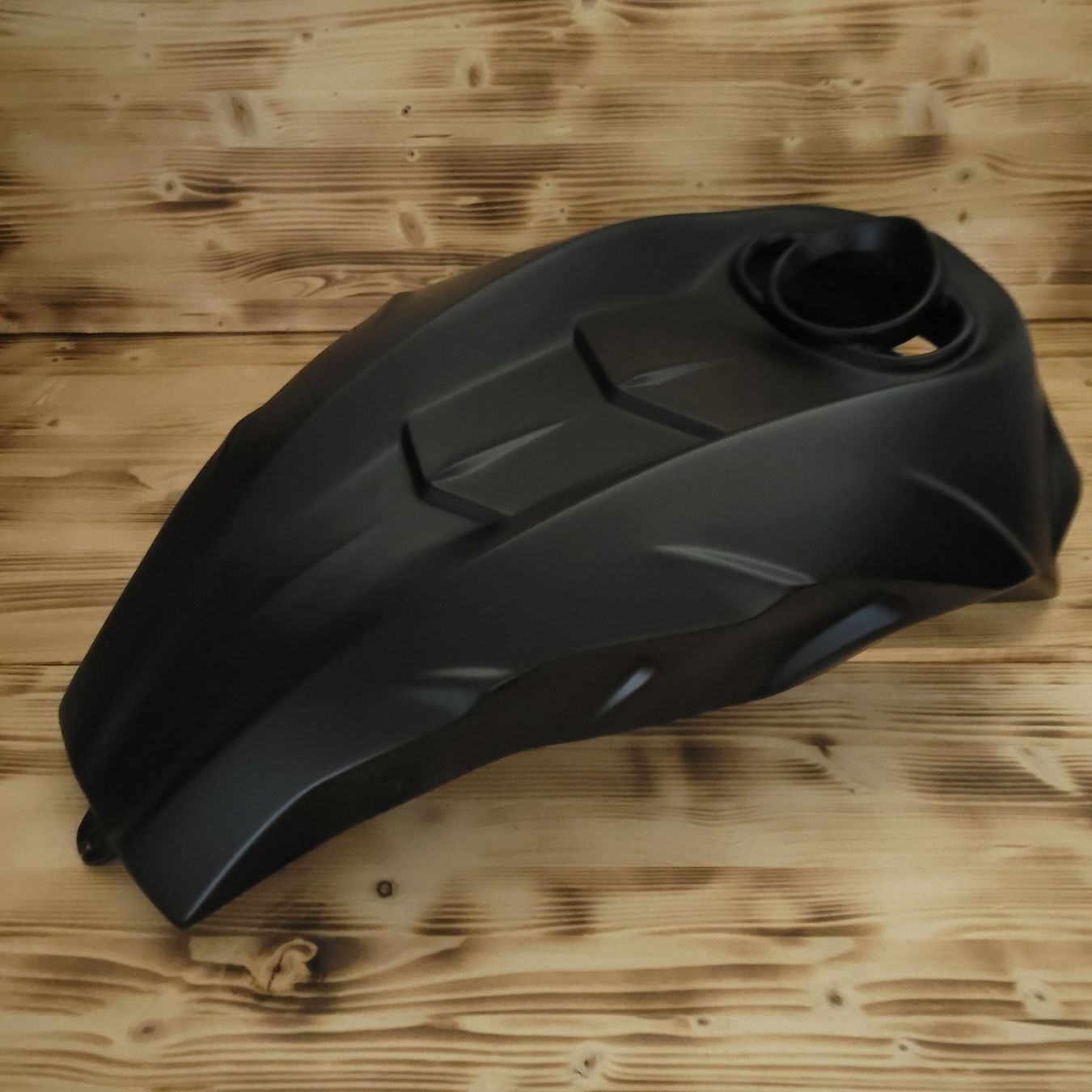 Verkleidungen & Rahmen: Airbox Harley Davidson V-Rod / Night Rod – Gebraucht aus Safenwil von