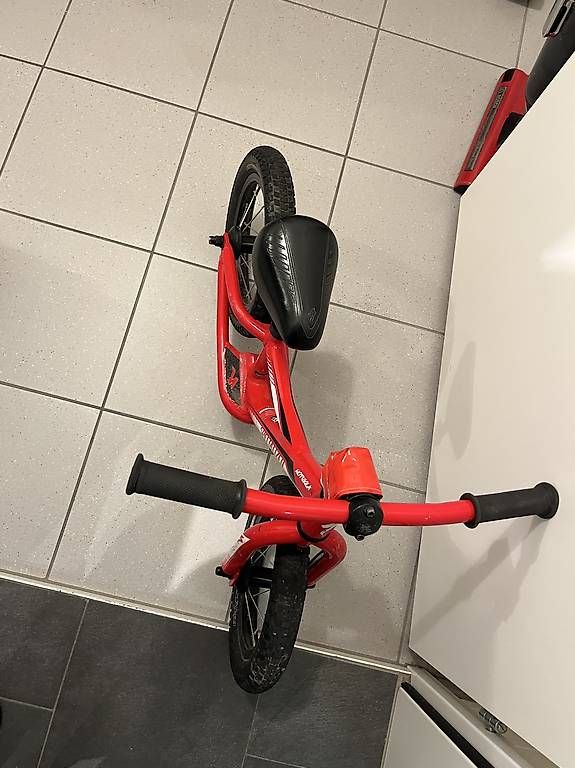 Veicoli per bambini: Specialized Tretvelo Kinder – Usato da Pfäffikon SZ venduto da hejaeggi 2