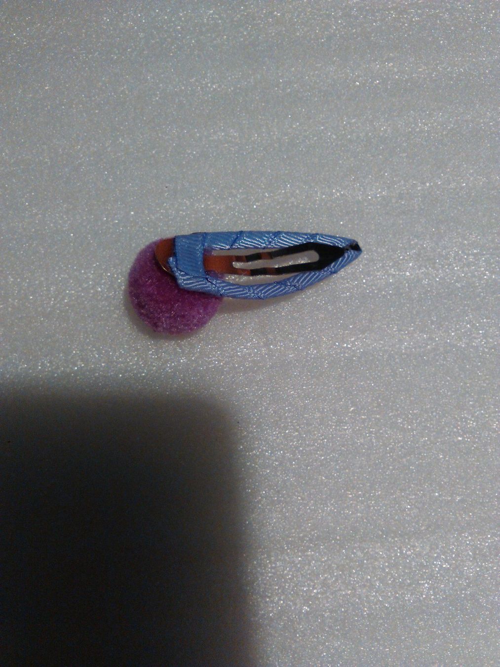 Accessori per capelli: HAARKLIPS;MIT EINE KÜGEL UND STOFF;lela – Nuovo (secondo la descrizione) da Basel venduto da bijoutrie_4 2