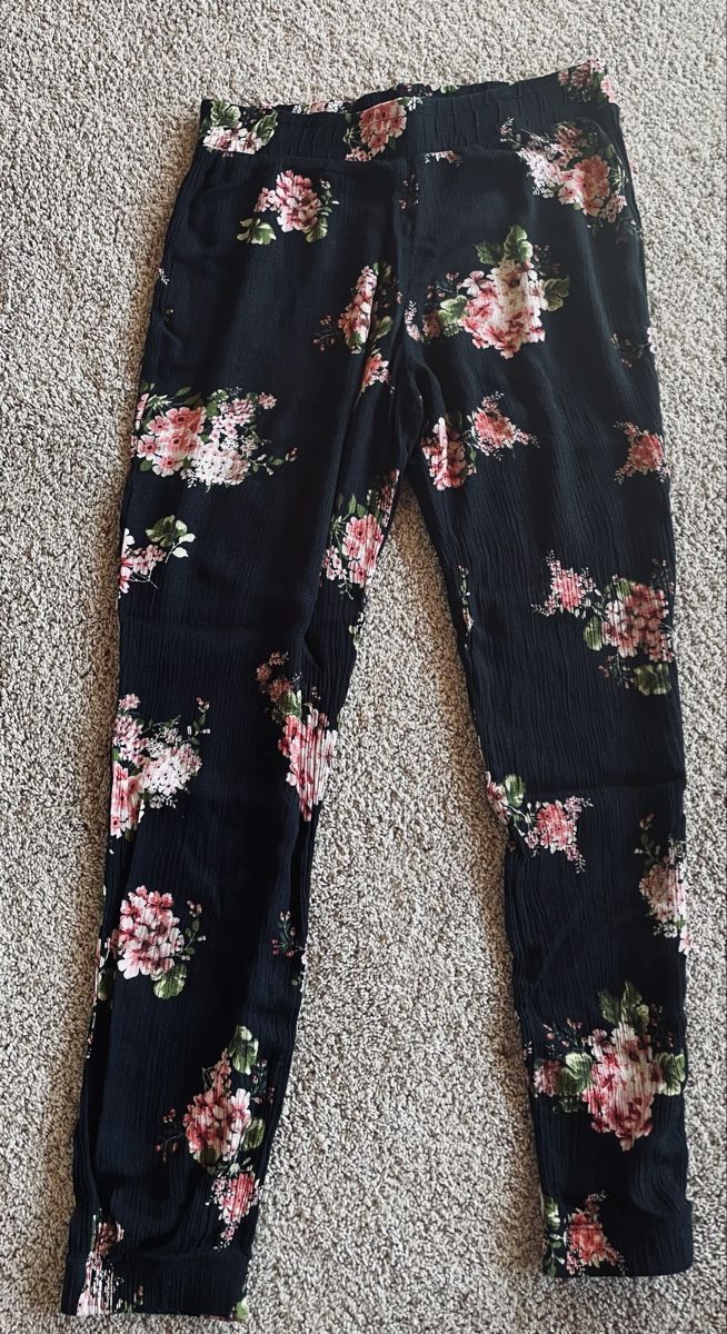 Tezenis Pantaloni: Fresh  – Usato da Herisau venduto da Ciaoschein 1