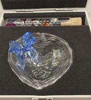 Swarovski Herz Dose mit blauer Schleife im Originaletui