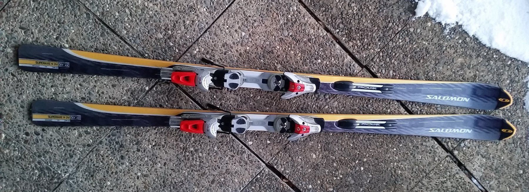 Sci: Ski; Salomon mit Bindung und Platte – Usato da Herrliberg venduto da AlexandraBopp