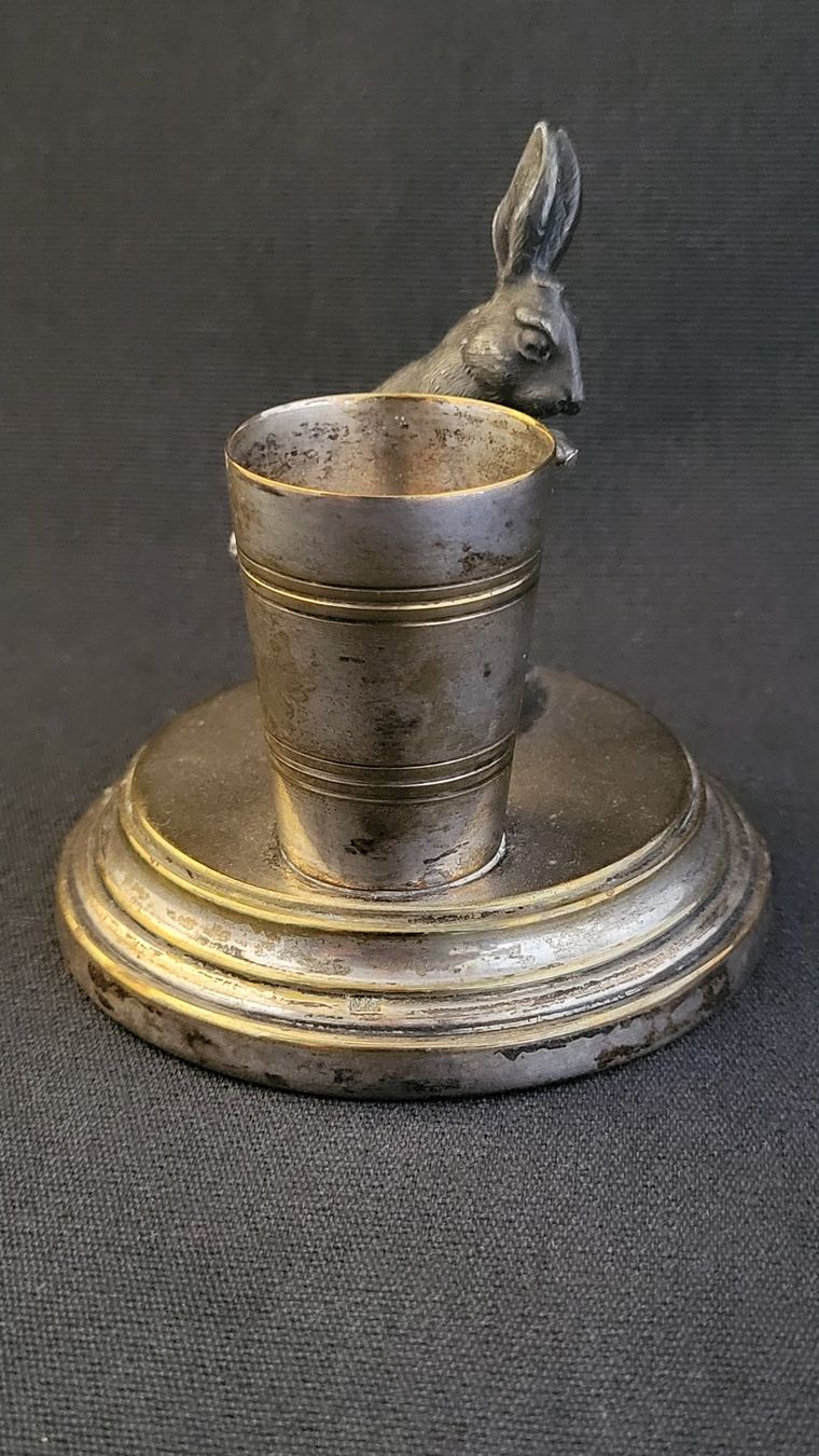 Statuette: Antiker Zahnstocherhalter mit Hase, versilbert – Usato da Basel venduto da spinne02 4