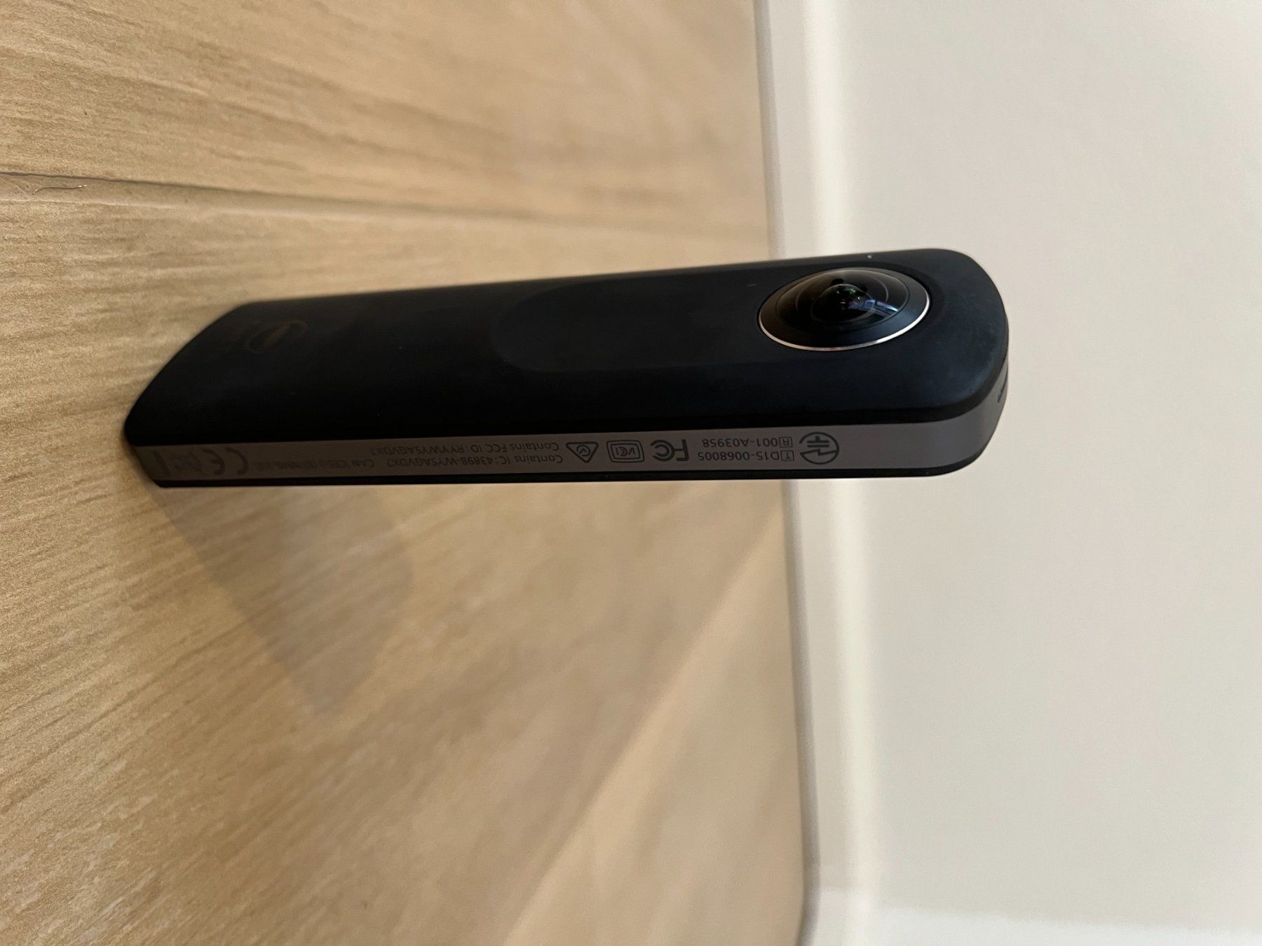 Ricoh Videocamere: Ricoh Theta 360° Kamera – Usato da Frauenfeld venduto da Hv 5