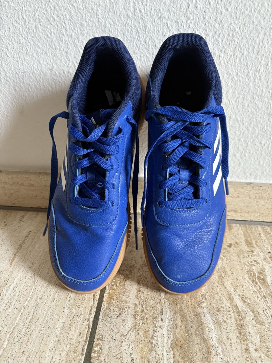 Adidas Scarpe per ragazzi: Adidas Hallenturnschuh Gr.40 – Usato da Nürensdorf venduto da Yellowstone09 1