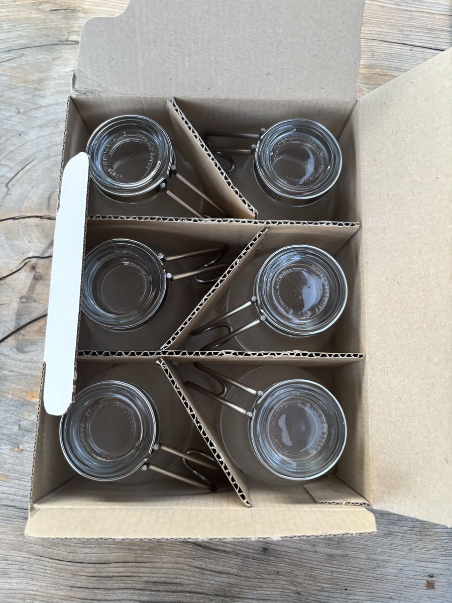 Ikea Bicchieri: Espresso 6er Set Gläser mit Metallhalterung – Usato da Würenlos venduto da Ashley24 4