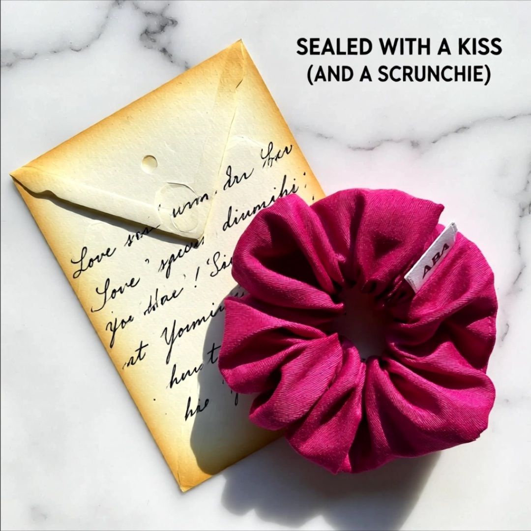 Haarschmuck: Scrunchie - Handgemachtes - Hot Pink - Weich & Haarfreun – Neu und originalverpackt aus Vals von ABA-Atelier