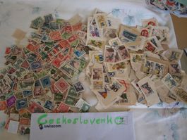 Ceskoslovensko ca 600 Marken = 60 g . mit Papier + Abgelöst