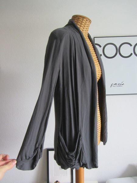 New Look Giacche: NEW LOOK - Jäckchen grau soft 36 – Usato da Zürich venduto da Diazaio 1