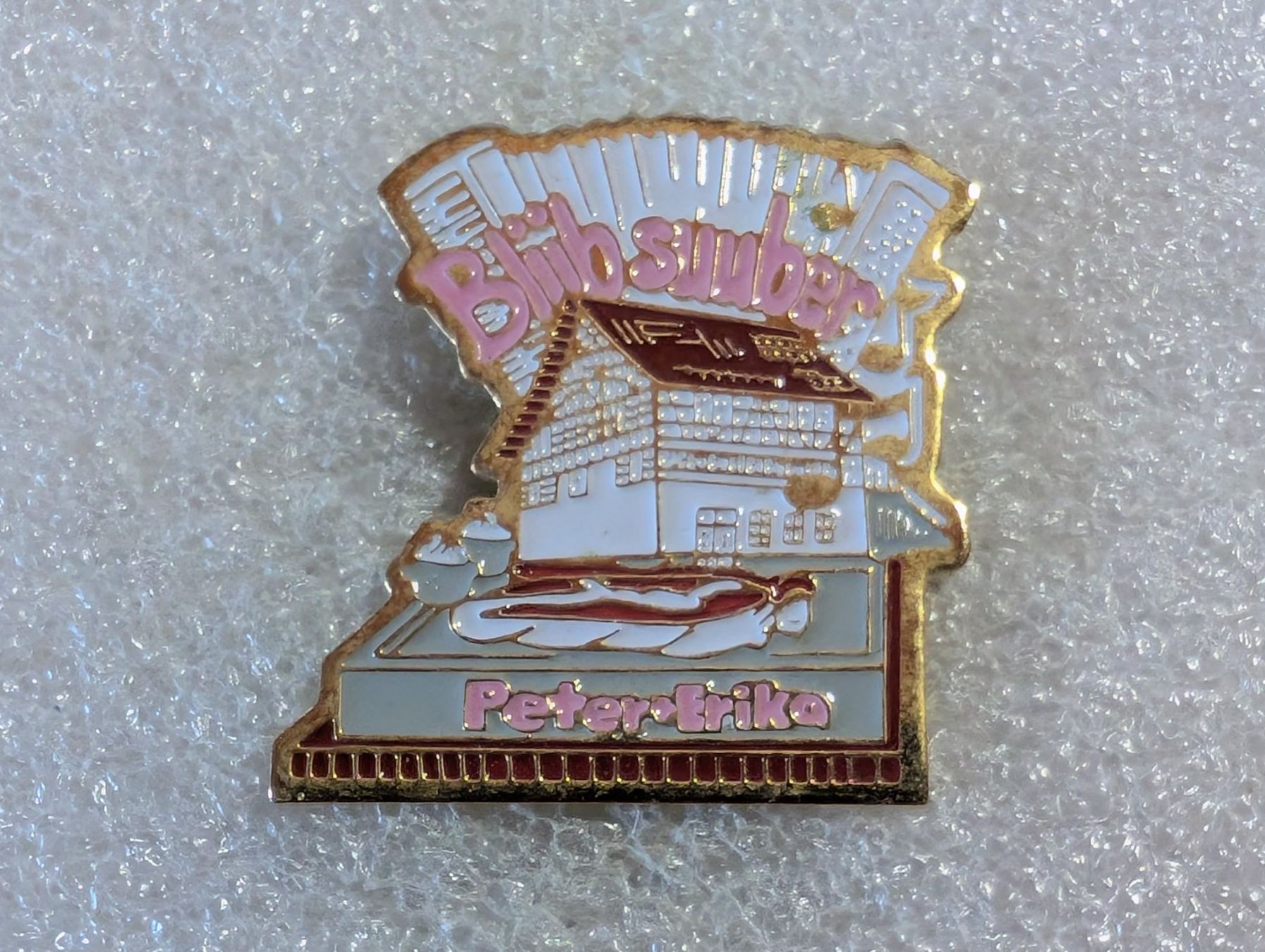 Placchette & Badge: Ansteckpin 188: Bliib Suber Peter & Erika – Usato da Oppligen venduto da Pin-Fall-Shop