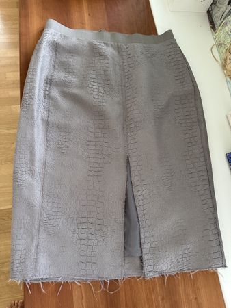 Topshop Grey Crocodile Textured Midi Skirt L New NP 80 FR