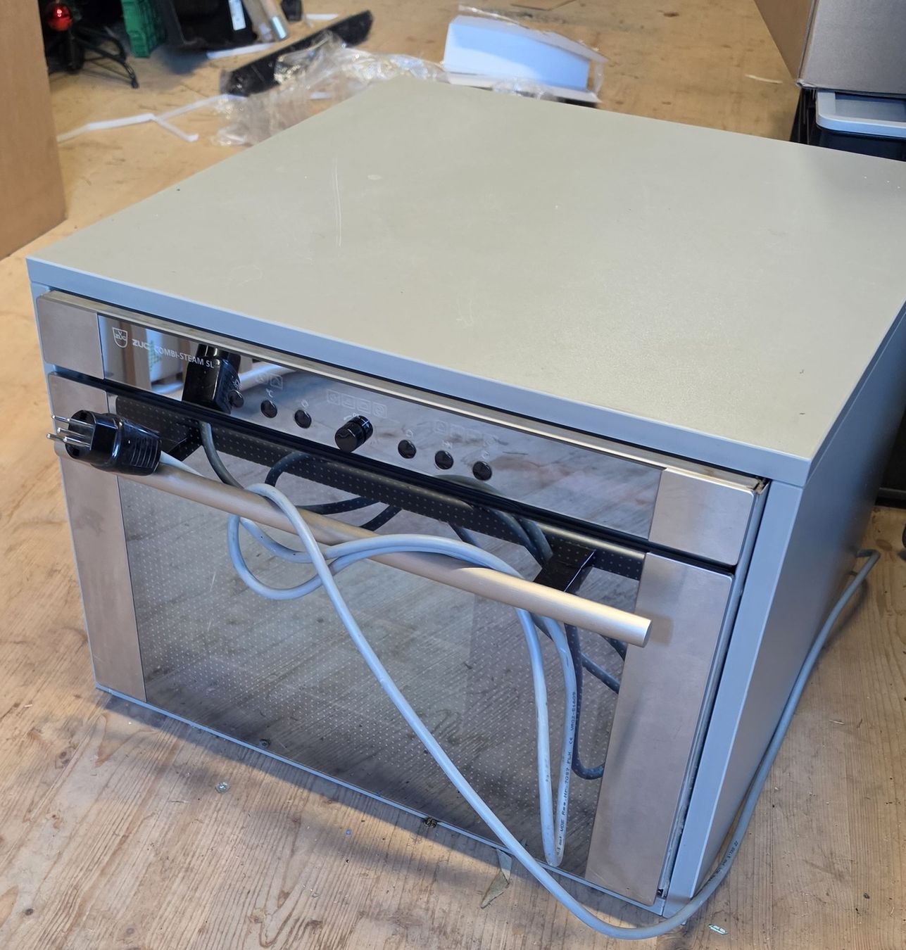 V-Zug Elettrodomestici da cucina: V-Zug Combi-Steam SL – Usato da Wahlendorf venduto da UrsM89