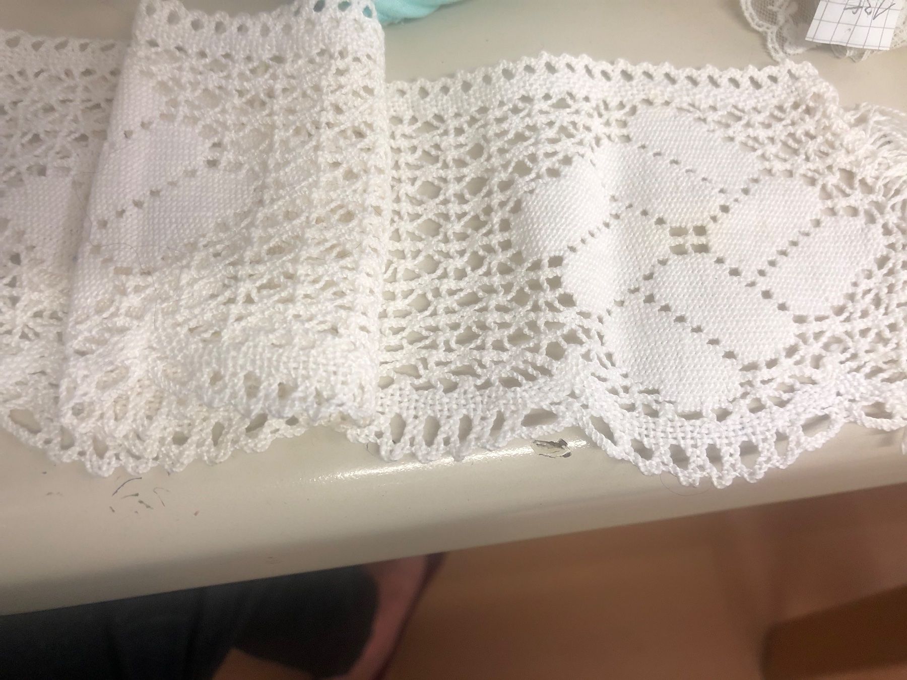 Tessuti: Spitze , eierschalenfarbe, 50 cm lang, 9 cm breit – Nuovo (secondo la descrizione) da Pratteln venduto da sLaedeliBB