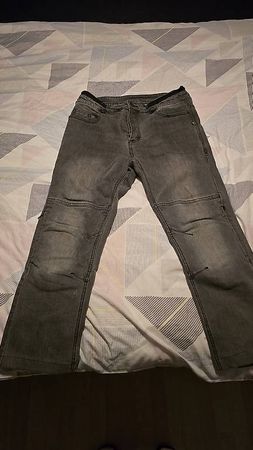 Bering Motorradjeans Herren Grau Grösse L W34/L32 Top Zus