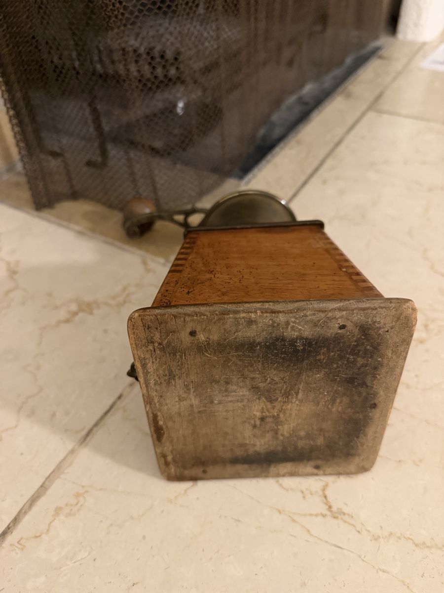 Küchengeräte: Vintage JAVA Kaffeemühle Holz Metall Handkurbel – Gebraucht aus Thalwil von wal_26vy 1