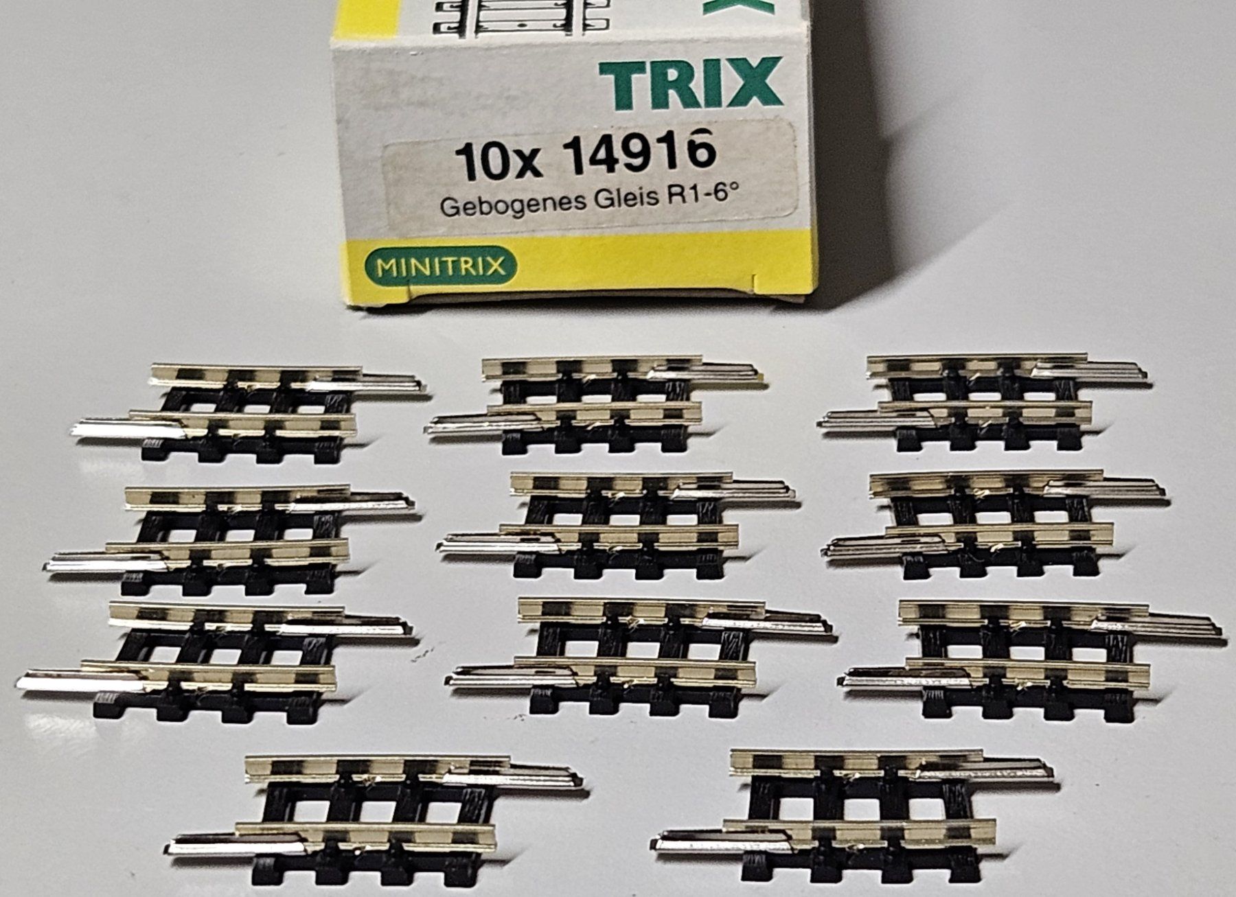 Trix 14916: 10 +1 Stk. Minitrix Gebogenes Gleis Radius 194,6 (Neu ...