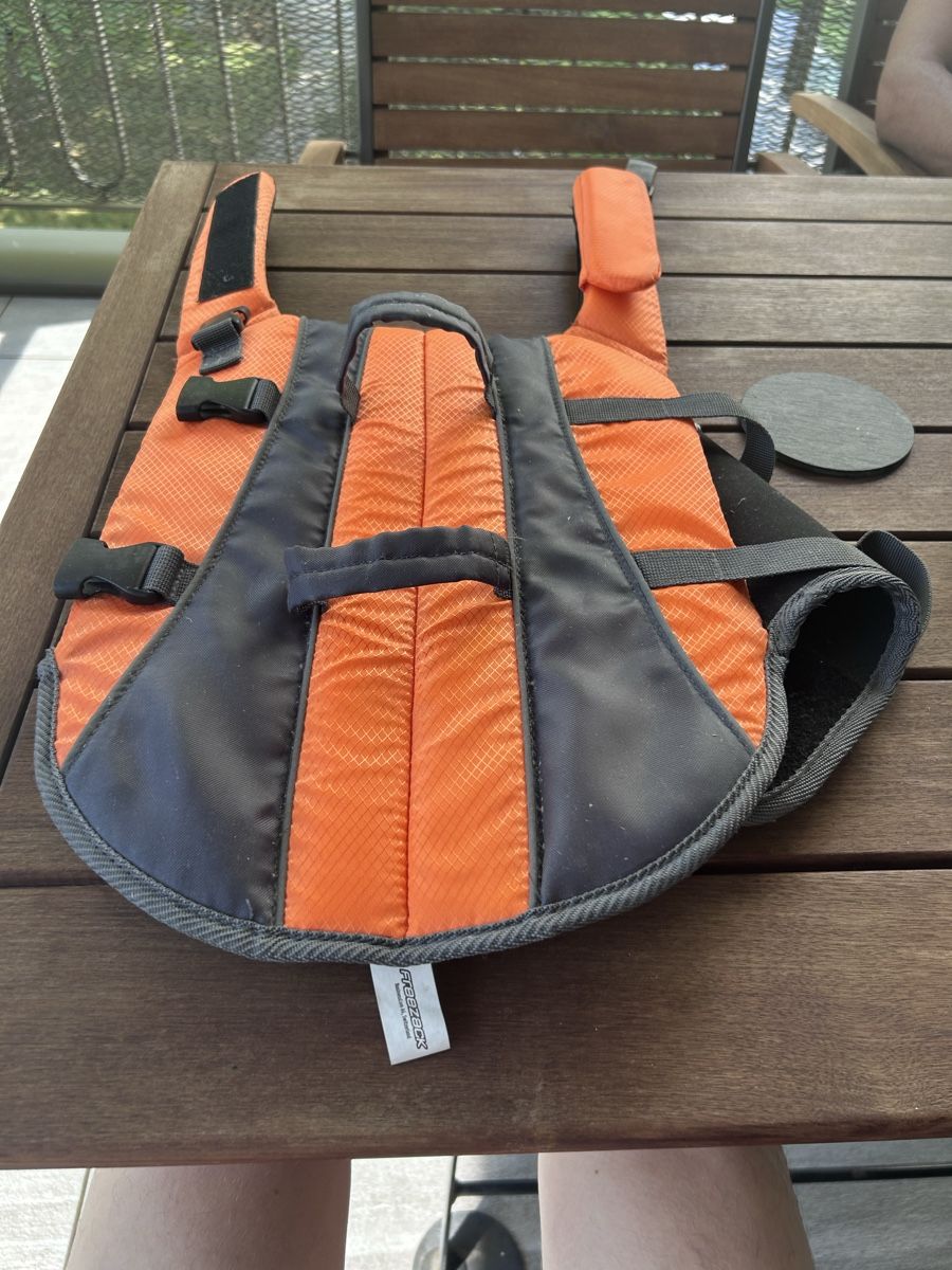 Schwimmwesten: Hunde-Schwimmweste – Neu (gemäss Beschreibung) aus Hagendorn von huerli333