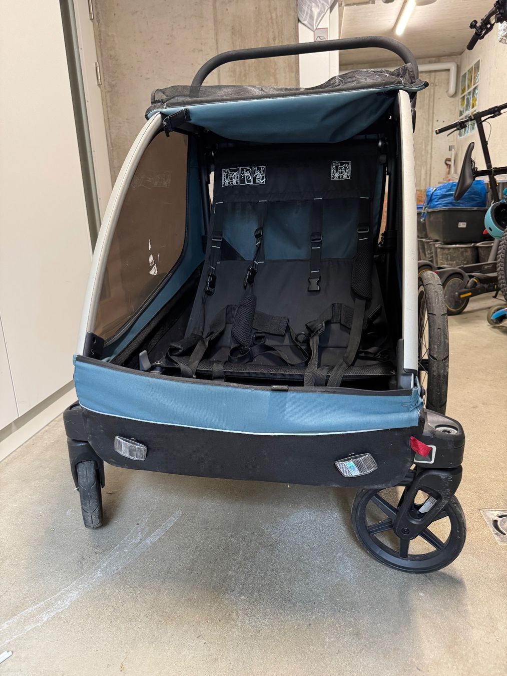 Thule Rimorchi: Thule Courier – Usato da Dübendorf venduto da bru_tgf5 5