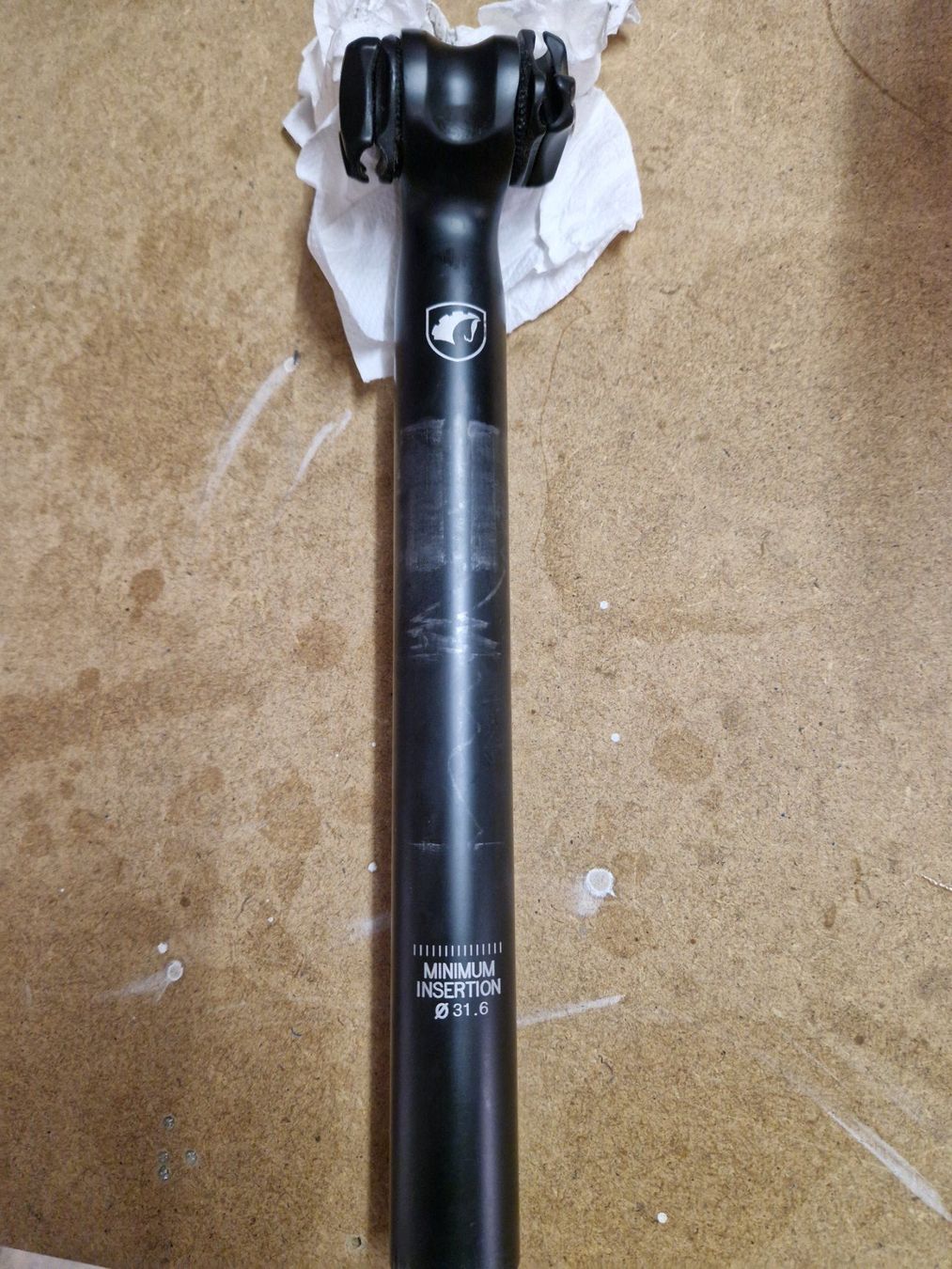 Pezzi di ricambio: Tube de selle vélo universel – Usato da Petit-Lancy venduto da bibi1234